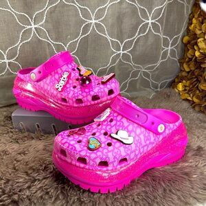 (S2) Crocs Barbie ClogsMovie MegaCrush, size 8
